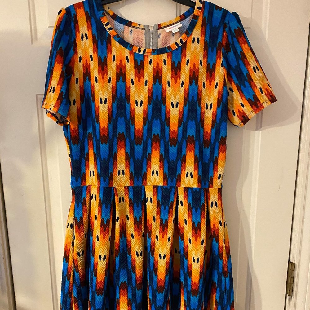 2XL LuLaRoe Blue, Yellow, Red & Black Amelia